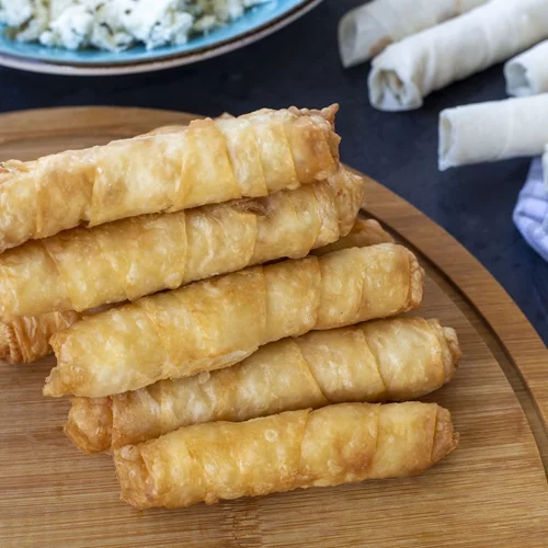 Γεμιστές φλογέρες με τυρί- Η συνταγή που εγκρίνουν οι Ελληνίδες γιαγιάδες