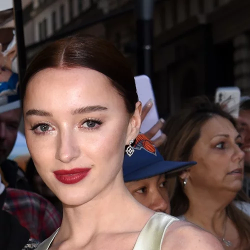 3 γιορτινά (και εύκολα) looks μακιγιάζ που κολακεύουν όλους τους τόνους επιδερμίδας