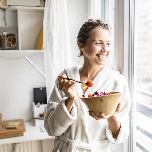 Μετά τα 30: 5 διατροφικές συνήθειες που επηρεάζουν αρνητικά την υγεία