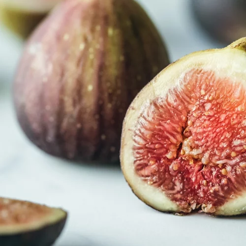 Οι συνταγές για γευστικά πιάτα με πρωταγωνιστή το σύκο