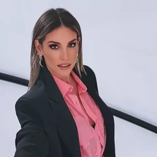 Αθηνά Οικονομάκου: Αυτό είναι το lip combo που φοράει κάθε μέρα