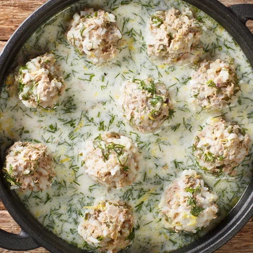 Συνταγή για γιουβαρλάκια αβγολέμονο από τη διατροφόλογο