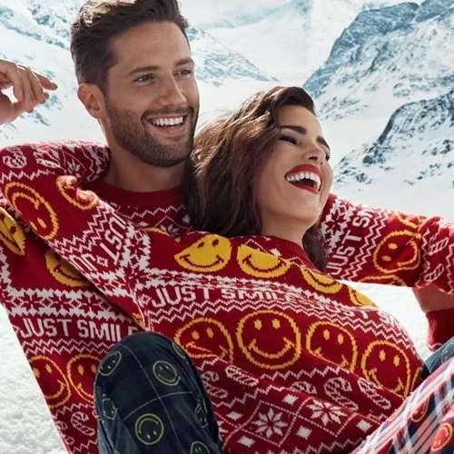 Yamamay: Η εορταστική συλλογή της είναι μια ωδή στη δεκαετία του 1980