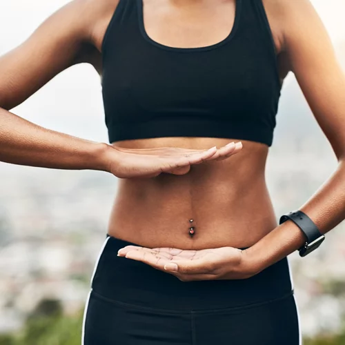 5 τρόποι για να μειώσεις το λίπος στην κοιλιά στην εμμηνόπαυση