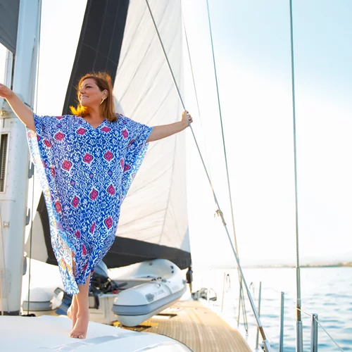 Vicky X Parabita: Η Βίκυ Σταυροπούλου και η Parabita λανσάρουν την πρώτη καλοκαιρινή τους συλλογή