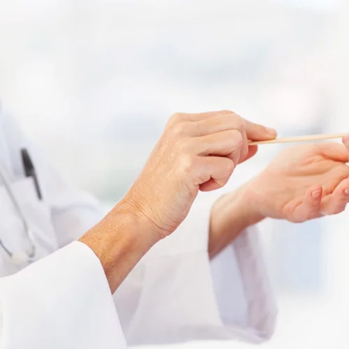 Αμυγδαλές: Ποιος είναι ο ρόλος τους και πότε πρέπει να αφαιρούνται