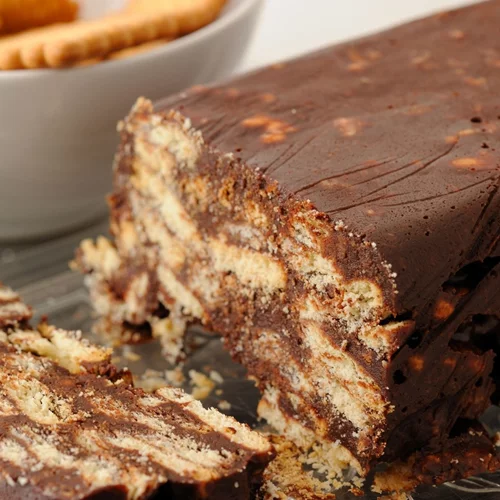 Εύκολος κορμός σοκολάτας με μπανάνα - Μόνο με 3 υλικά