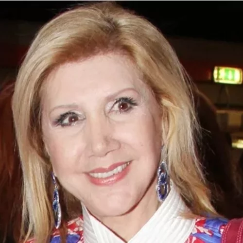 Λίτσα Πατέρα: Η θεραπεία που κάνει την επιδερμίδα της να δείχνει 20 χρόνια νεότερη