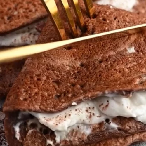 Κρέπες βρώμης με γεύση σοκολάτας: Ένα διαφορετικό αλλά εύκολο γεύμα για πρωινό