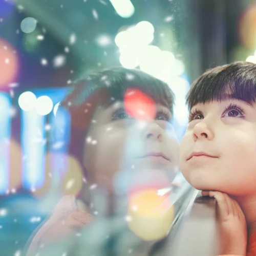 Παγκόσμια Ημέρα Ευαισθητοποίησης για τον Αυτισμό: Μαζί με τον Θοδωρή, καταρρίπτουμε διαδεδομένους μύθους