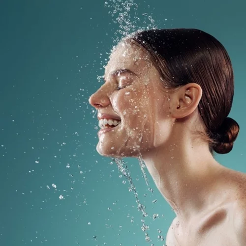 To "έξυπνο" beauty trick για πιο ανανεωμένο πρόσωπο