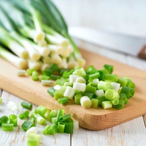 Το απλό trick για να διατηρείς τα φρέσκα κεμμυδάκια έως και 10 ημέρες