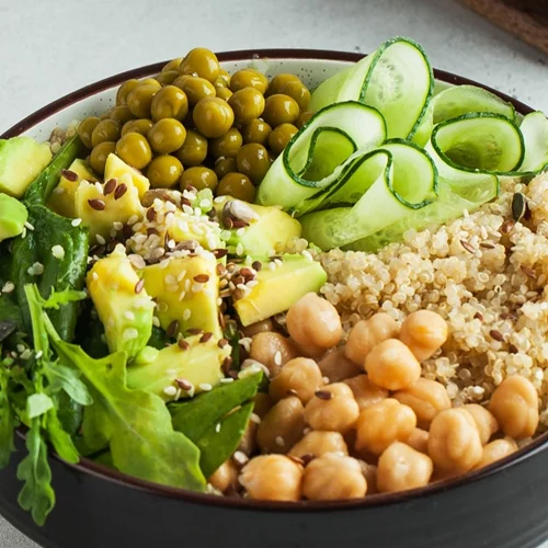 Καλοκαιρινή διατροφή με όσπρια: Γιατί δεν πρέπει να λείπουν από το καθημερινό μενού σου αυτή την εποχή;