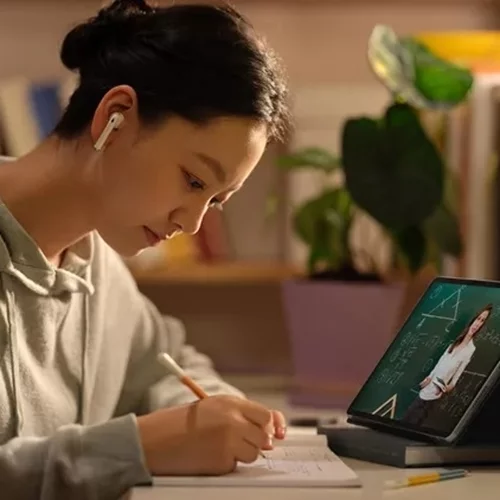 Τρέχεις από το πρωί μέχρι το βράδυ; Βρήκαμε το gadget που θα σου αλλάξει τη ζωή - προς το καλύτερο