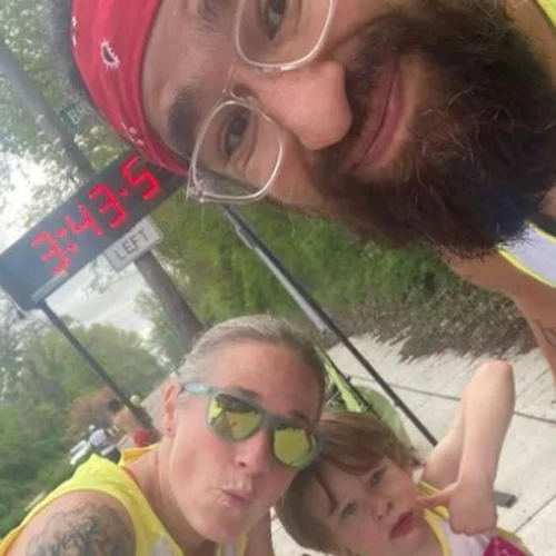 Μπορεί ένα 6χρονο παιδί να τρέξει μαραθώνιο; Η ιστορία του μικρού Ranier που δίχασε το κοινό