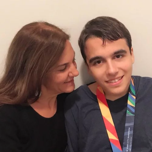 Άδα Σταματάτου: "Γίνεσαι τσιγκούνης με τα συναισθήματά σου, γιατί διανύεις κάθε μέρα βουνά ολόκληρα"