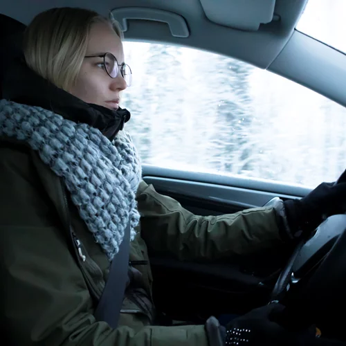 5 tips για οδήγηση με ασφάλεια σε πάγο και χιόνια