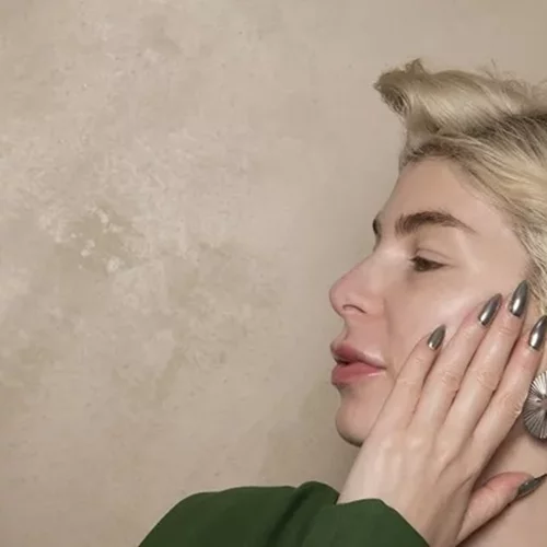 Ένα "μαγικό" έλαιο ομορφιάς: Το ξηρό λάδι που δεν λείπει ποτέ από τη ρουτίνα μου