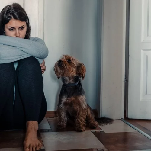 13 tips για να αντιμετωπίσεις μια κρίση πανικού ή έντονο άγχος