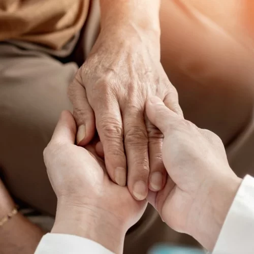 Παγκόσμια Ημέρα Πάρκινσον: Μη χάσεις τη Διαδικτυακή Ημερίδα "Μη Μένεις OFF - Δήλωσε ΠαρON"