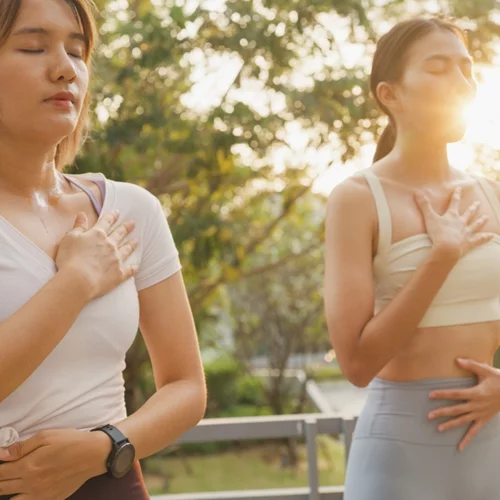 Έχεις άγχος; Η viral τεχνική με τα δάχτυλα που θα σε βοηθήσει να το αντιμετωπίσεις