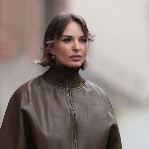 Λεπτά μαλλιά; 3 κορυφαία κουρέματα που κάνουν θαύματα στον όγκο