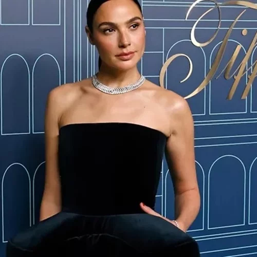 "Ήμουν στο κρεβάτι και δεν μπορούσα να ακούσω ή να δω τίποτα": Η Gal Gadot μιλά για τη σοβαρή περιπέτεια της υγείας της