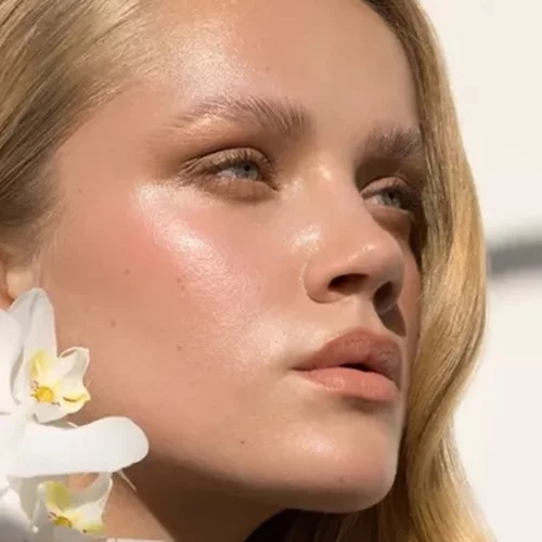 Οι καλύτερες κρέμες με ρετινόλη και υαλουρονικό οξύ