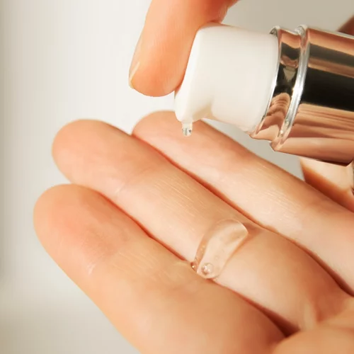 Βιταμίνη Α aka Ρετινόλη: Τι είναι, τι προσφέρει και πώς να την ενσωματώσεις στη ρουτίνα σου