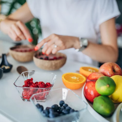 Πώς θα φτιάξεις το δικό σου smoothie bowl βήμα – βήμα