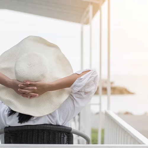 Γιατί νιώθουμε τόσο κουρασμένοι μετά από διακοπές;