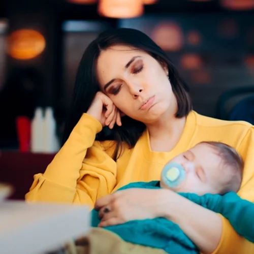 Η έλλειψη ύπνου μάς κάνει περισσότερο αγχωμένους και λιγότερο χαρούμενους