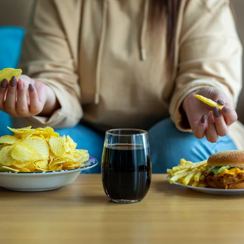 Πώς να καταπολεμήσεις το συναισθηματικό φαγητό πριν ακόμα κάνει την εμφάνισή του;