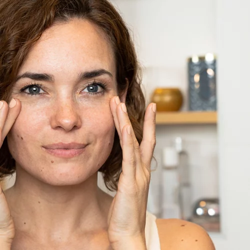 5 είδη ρυτίδων | Ποια είναι, γιατί εμφανίζονται και πώς θα τις αντιμετωπίσεις