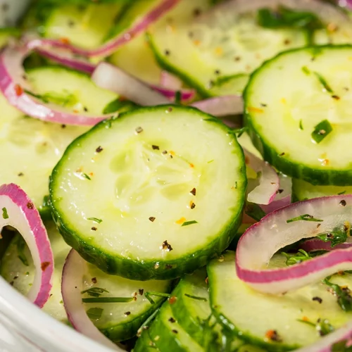 3 σαλάτες που λειτουργούν σαν... φυσικά detox boosters