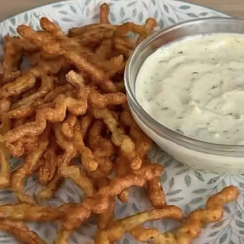 Τραγανά "τσιπς" κοτόπουλου στο air fryer - Με μόλις 2 πρωτεϊνικά υλικά