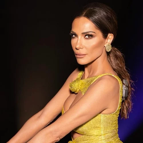 "Είναι ό,τι καλύτερο μπορεί να κάνει κανείς στον εαυτό του": Η Δέσποινα Βανδή μιλά για την ψυχοθεραπεία