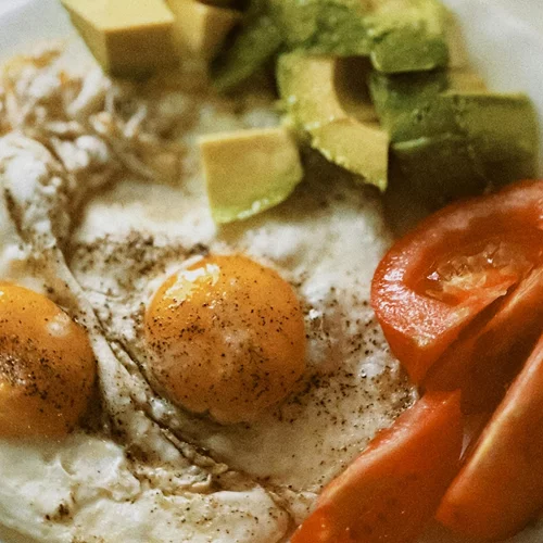 Τα 12 καλύτερα σνακ για επίπεδη κοιλιά