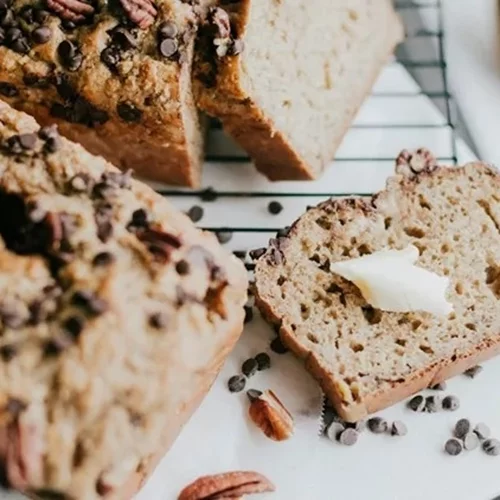 Το υπέρτατο γλυκό της νηστείας: Η ταχινόπιτα με σοκολάτα χωρίς μίξερ που αξίζει να δοκιμάσεις