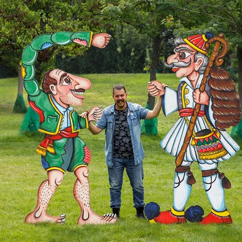 Ο Καραγκιόζης στον Κήπο του Μεγάρου "Θησέας και Μινώταυρος"