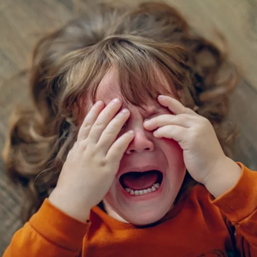 Δεν βάζουμε όρια για να μην κλαίει το παιδί