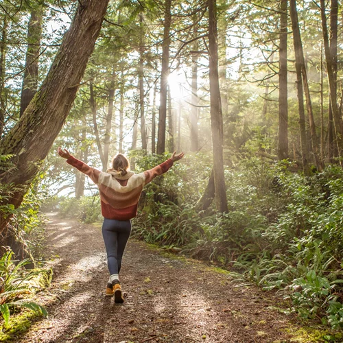 Αυτή είναι η καθημερινή κίνηση που τονώνει την ψυχική σου ευεξία | Πολύ απλή!