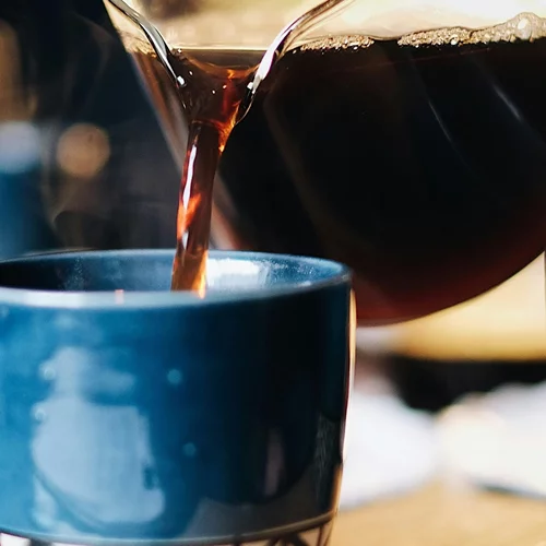 Καφές: Τι ώρα να τον καταναλώσεις για να έχεις 31% λιγότερες πιθανότητες θανάτου από καρδιά;