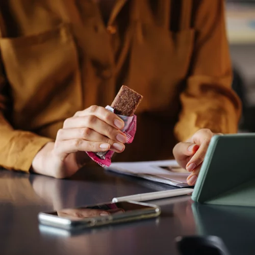 Crunchy σοκολατάκια με κινόα