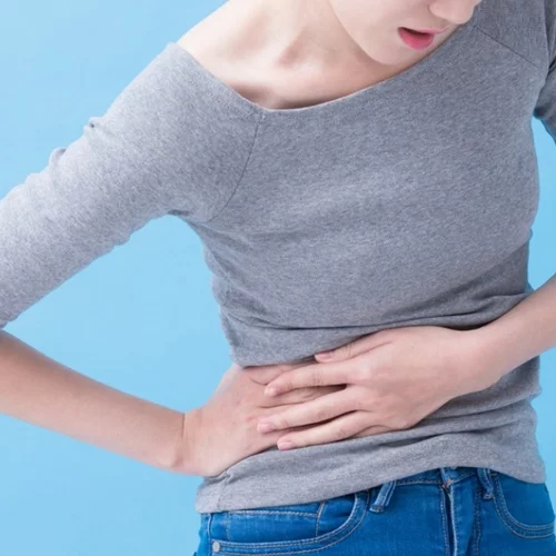 Υγιές συκώτι: Ξέρεις τι είναι η αυτοάνοση ηπατίτιτδα που επηρεάζει και νέες γυναίκες;