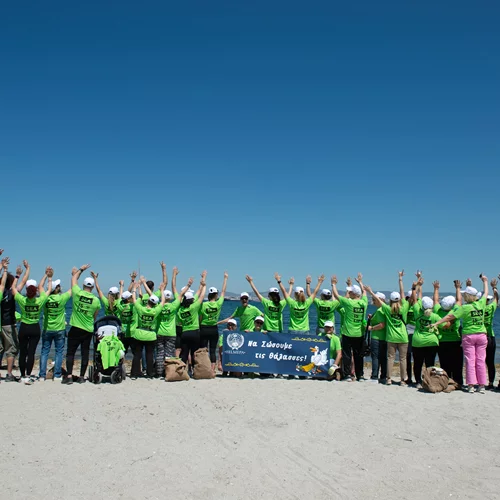 Herbalife Nutrition: Η παραλία της Νέας Κρήνης γέμισε εθελοντές