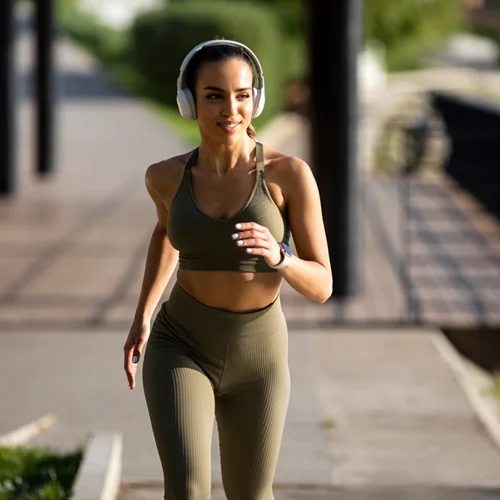 Τρέξιμο: Με αυτό το απλό τρικ θα κάψεις το διπλάσιο κοιλιακό λίπος