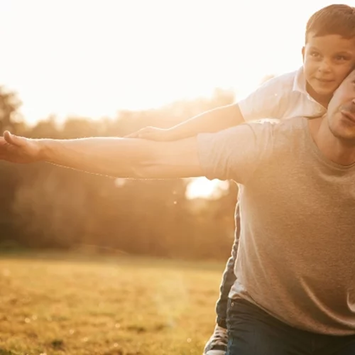 Ποια "μπράβο" κάνουν καλό στα παιδιά μας και ποια τους δημιουργούν πίεση;