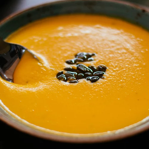 Ζεστή αποτοξίνωση: Είναι το souping η καλύτερη δίαιτα για τον χειμώνα;