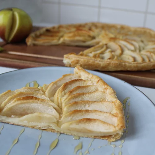 Φτιάξε την πιο εύκολη και γρήγορη μηλόπιτα στο μπλέντερ